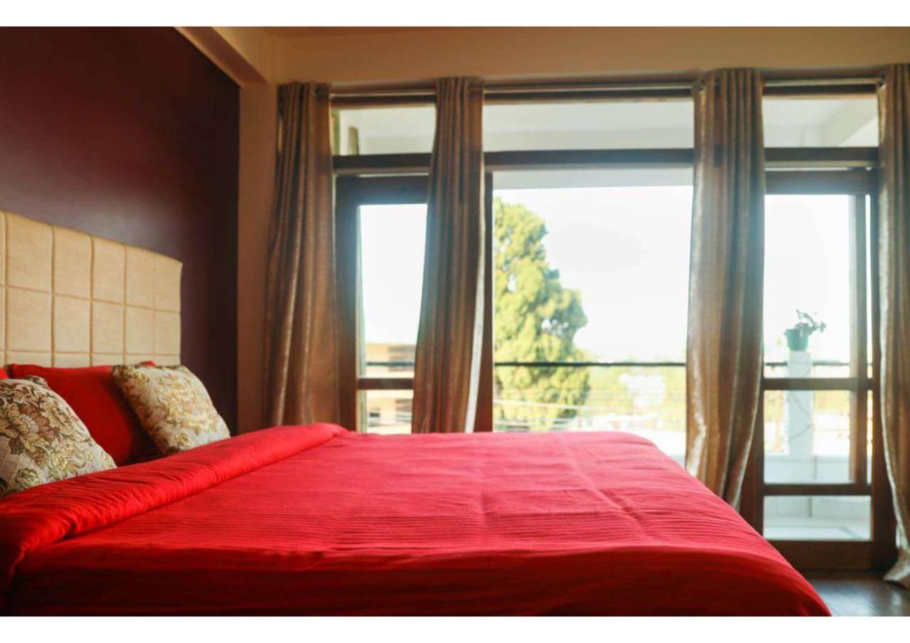 East Blue Homestay Shillong Exteriör bild