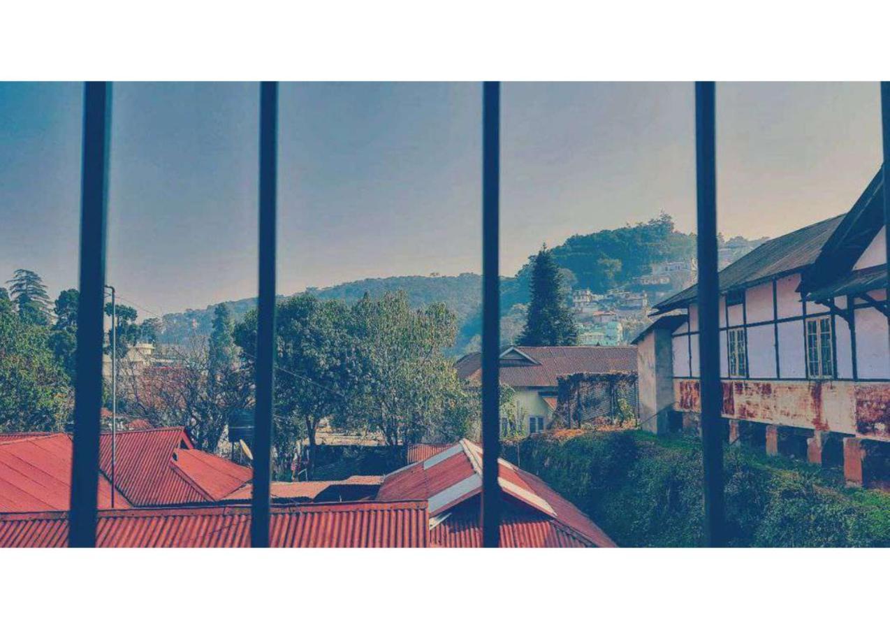 East Blue Homestay Shillong Exteriör bild