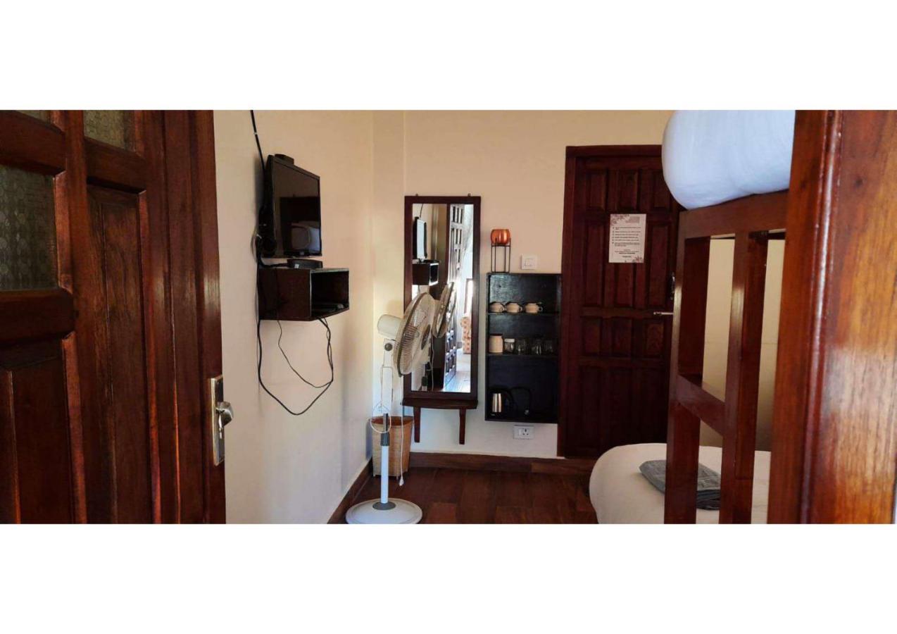 East Blue Homestay Shillong Exteriör bild